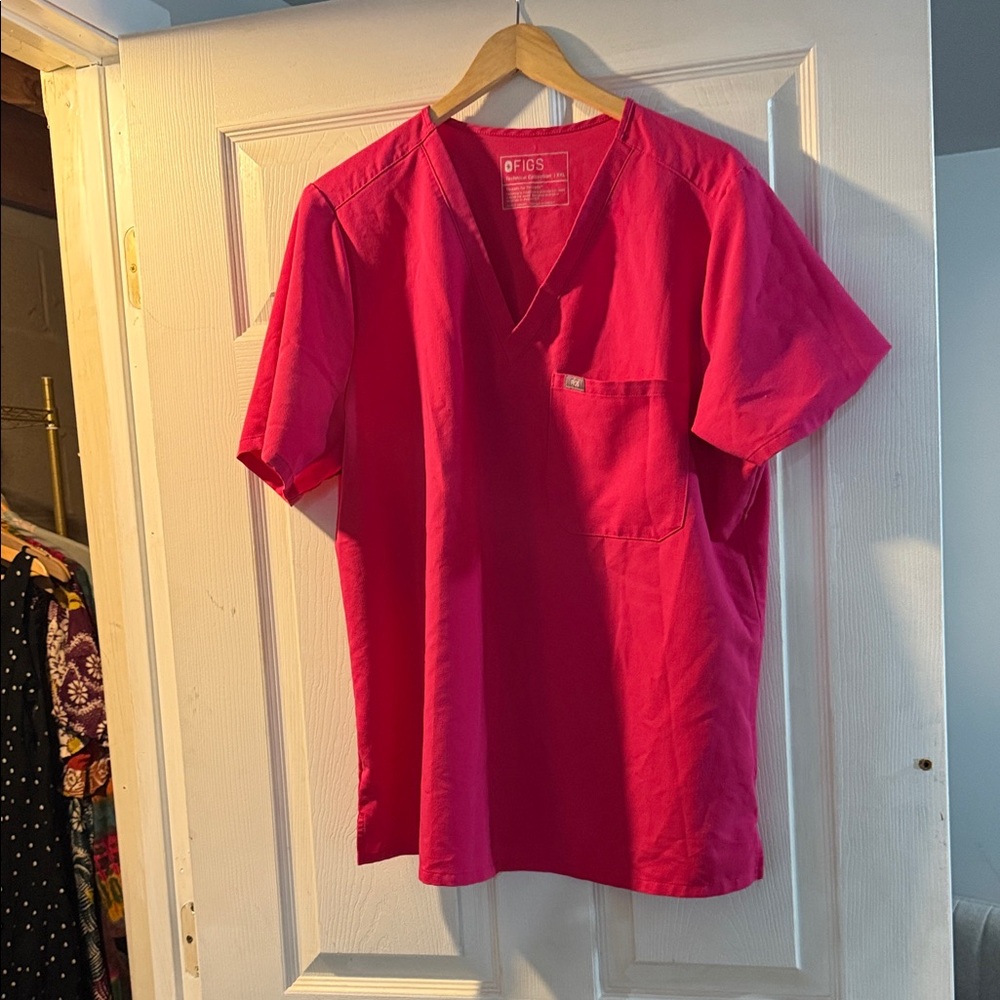 Figs Women's Pink Scrub Top